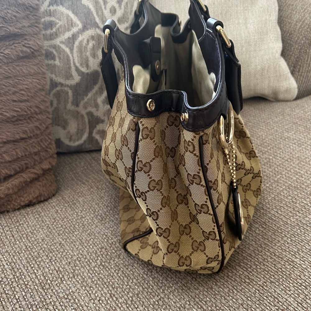 Gucci Bag - Picture 3 of 12